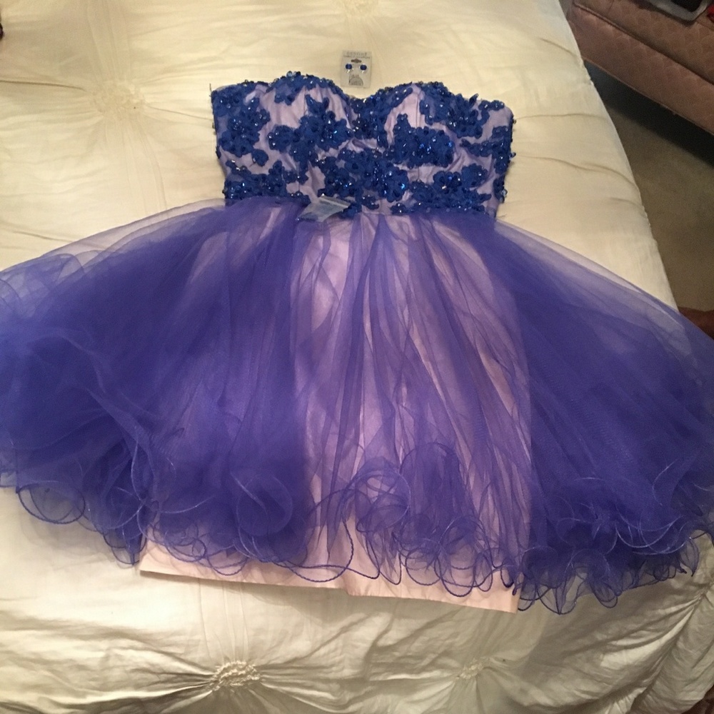 LIKE NEW MacDougal Dress